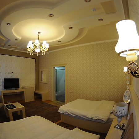 Hotel Afrosiyob Karshi Extérieur photo