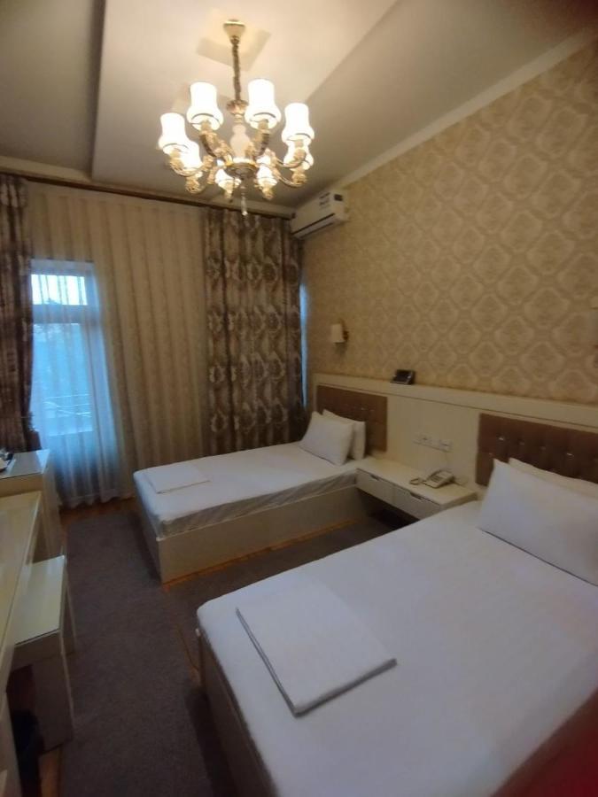 Hotel Afrosiyob Karshi Extérieur photo