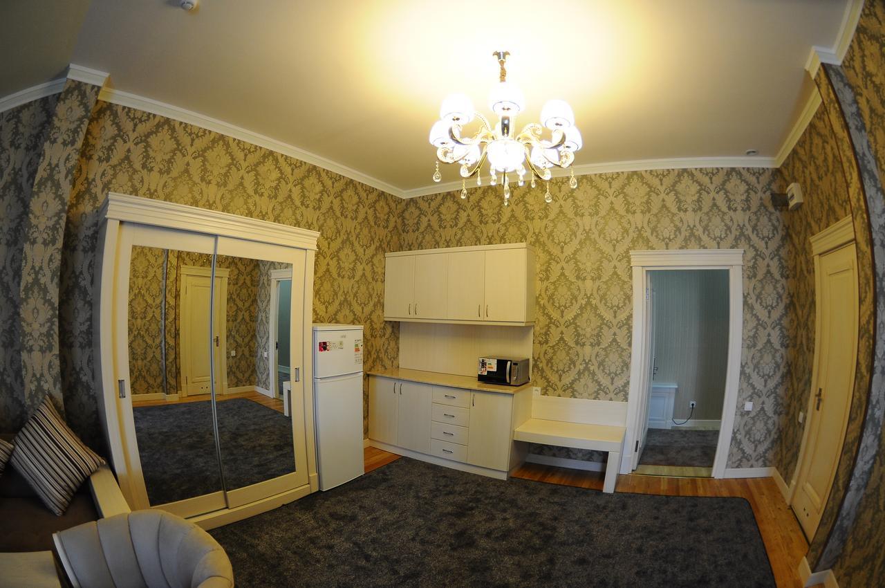Hotel Afrosiyob Karshi Extérieur photo